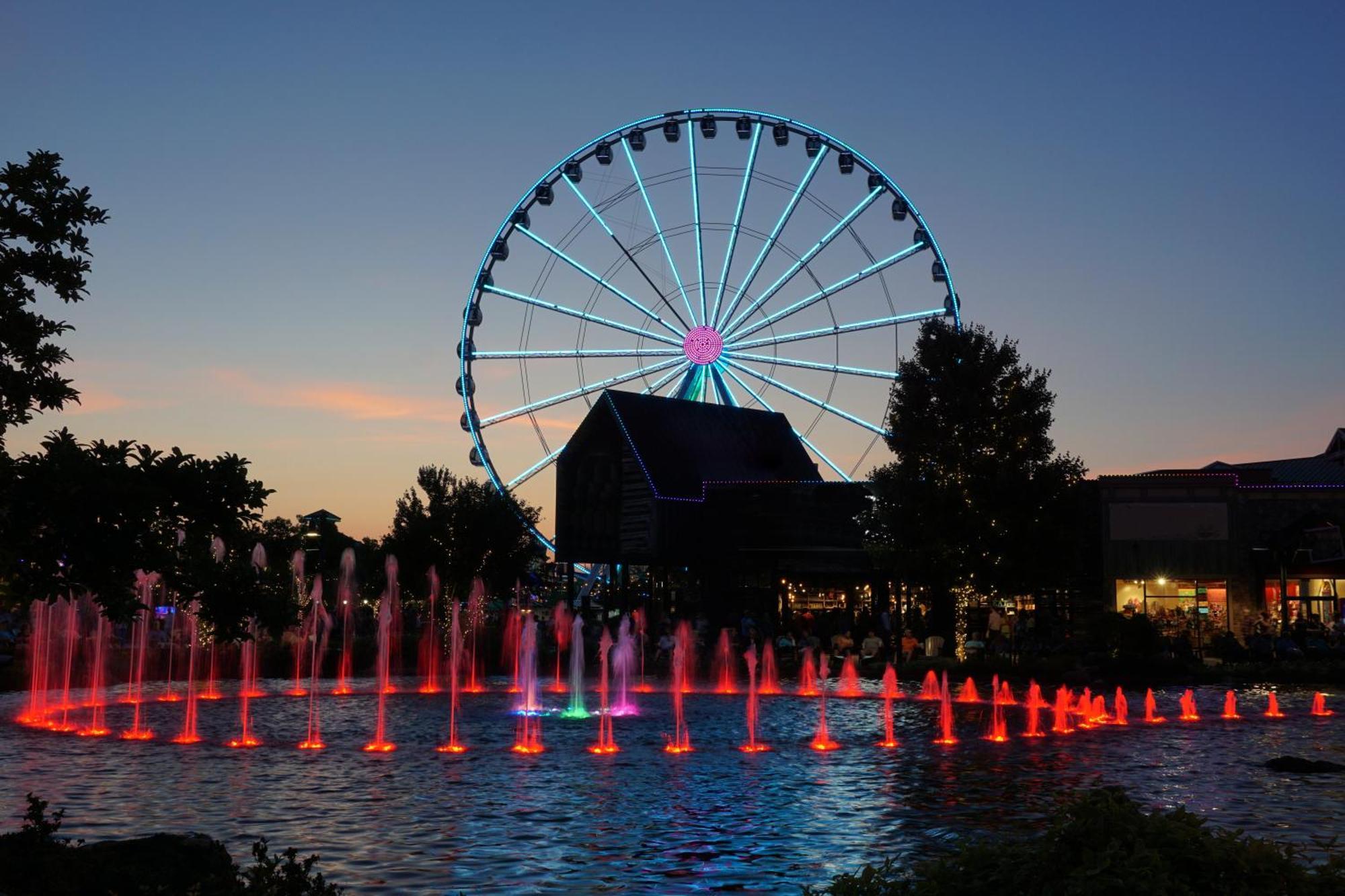 Majestic Splash- 8 Bedroom, Indoor Pool, Hot Tub, 1089 Free Tickets Each Paid Day, Dollywood Sevierville Eksteriør billede