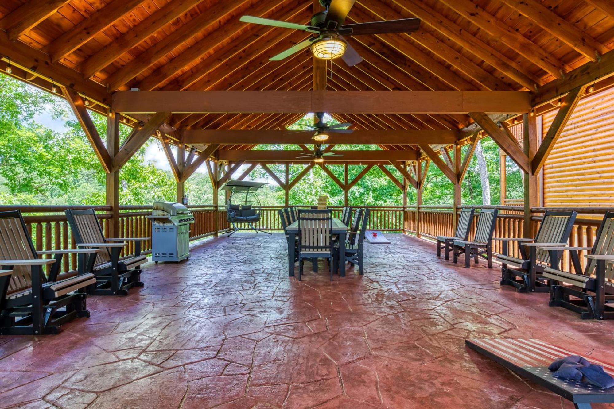 Majestic Splash- 8 Bedroom, Indoor Pool, Hot Tub, 1089 Free Tickets Each Paid Day, Dollywood Sevierville Eksteriør billede