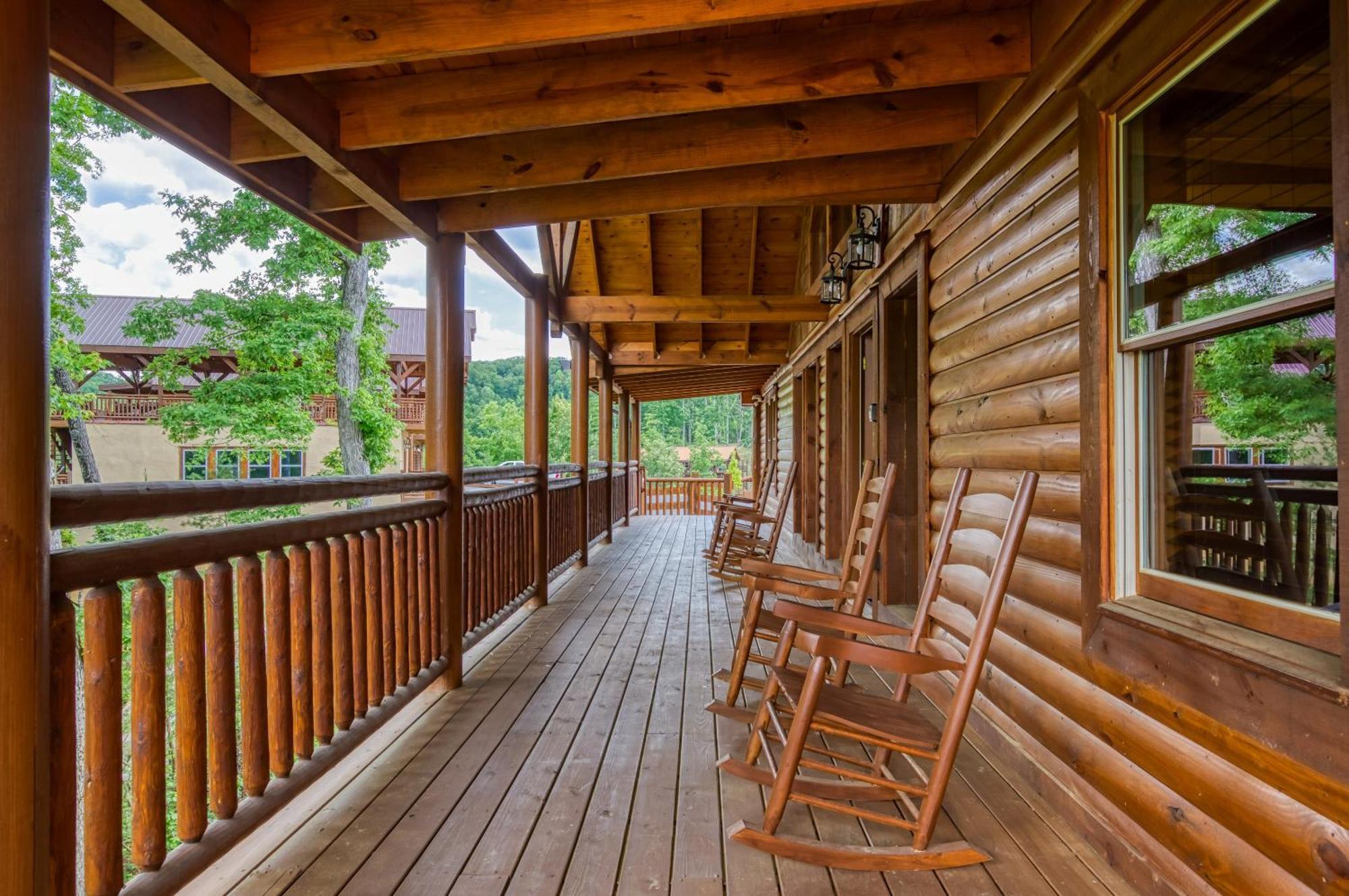 Majestic Splash- 8 Bedroom, Indoor Pool, Hot Tub, 1089 Free Tickets Each Paid Day, Dollywood Sevierville Eksteriør billede
